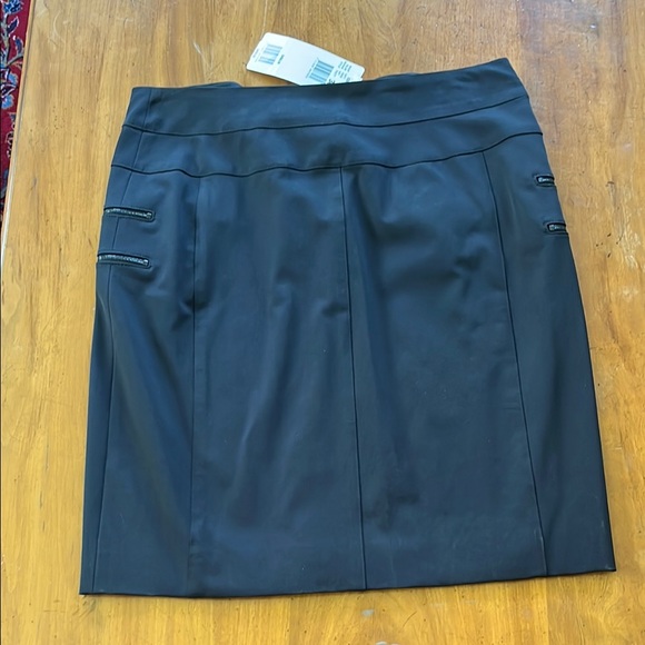 Escada Zippered Women's Skirt - Picture 7 of 8
